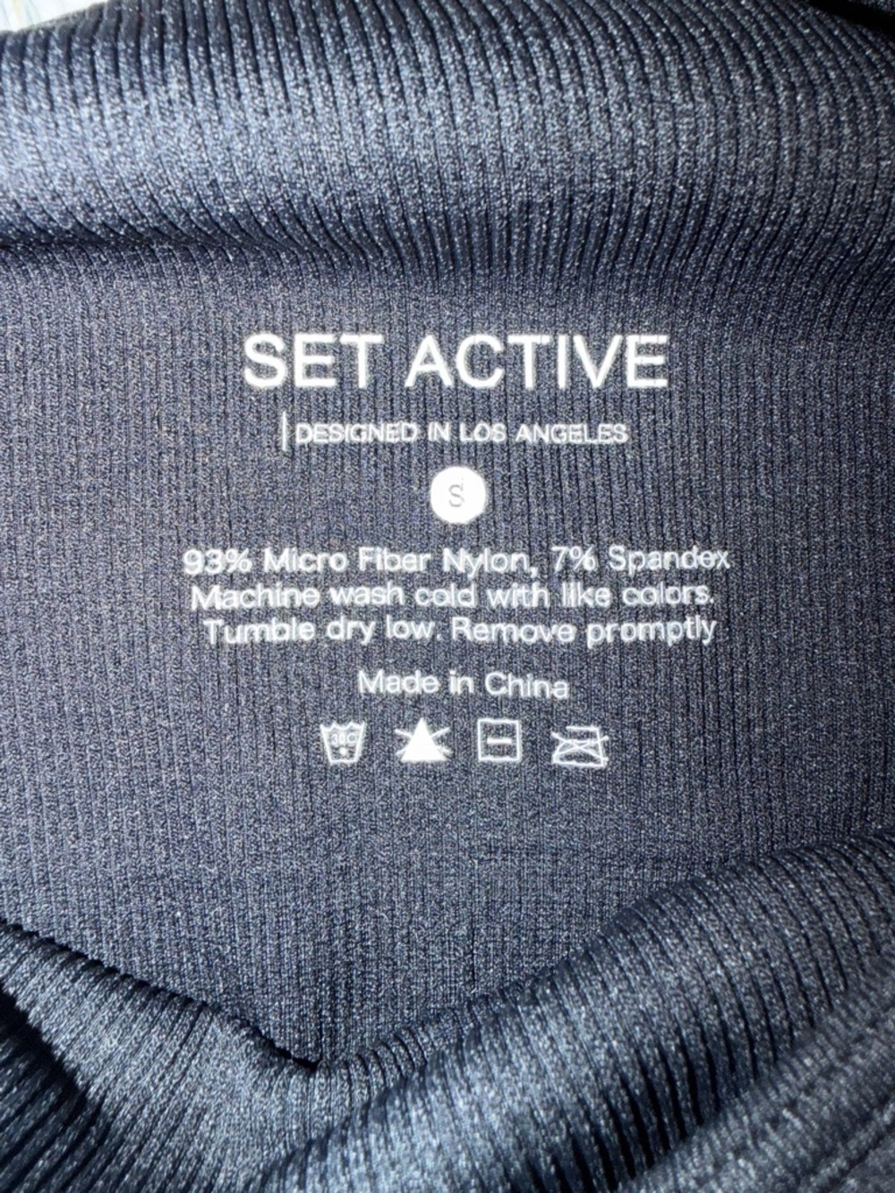 Set Active Ribbed Sports Bra - Picture 2 of 2